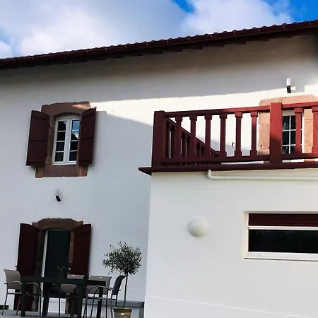 Chalbonia Nocleg ze śniadaniem Louhossoa