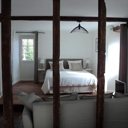 Chalbonia Nocleg ze śniadaniem 3*